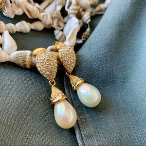 Christian Dior pearl earrings